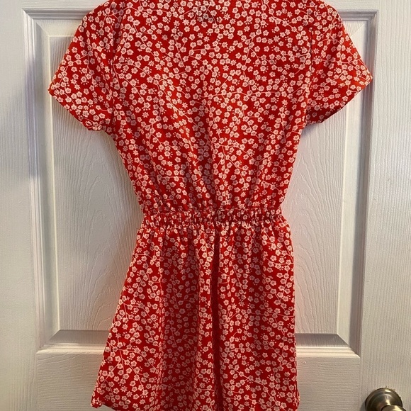 Princess Polly ditzy floral romper - Picture 4 of 5